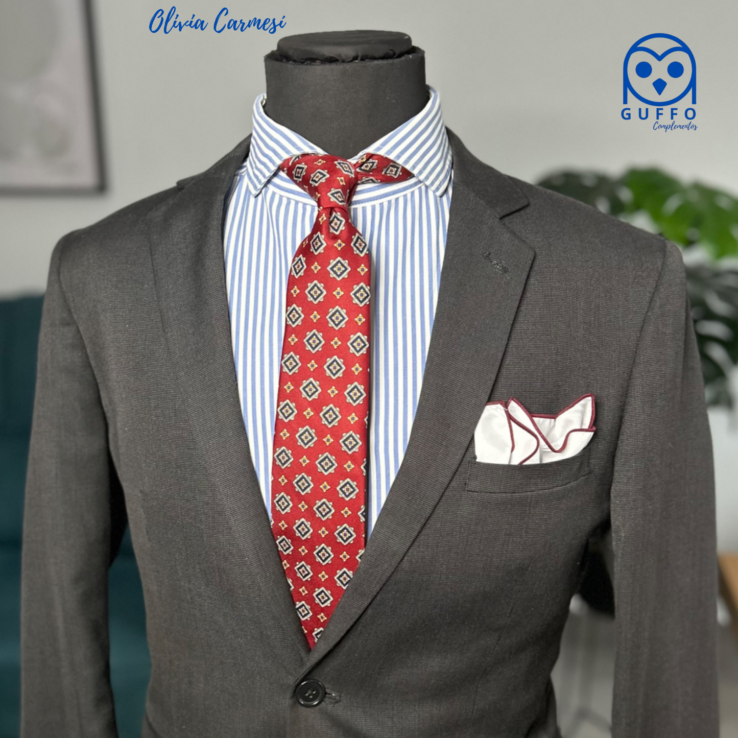 CORBATA OLIVIA CARMESÍ